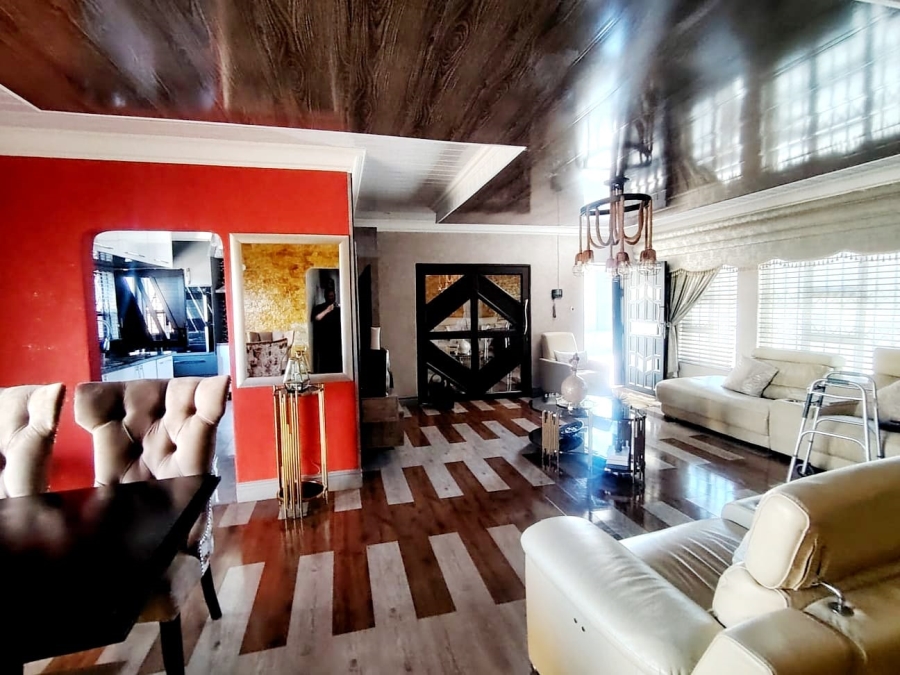 4 Bedroom Property for Sale in West Bank Eastern Cape